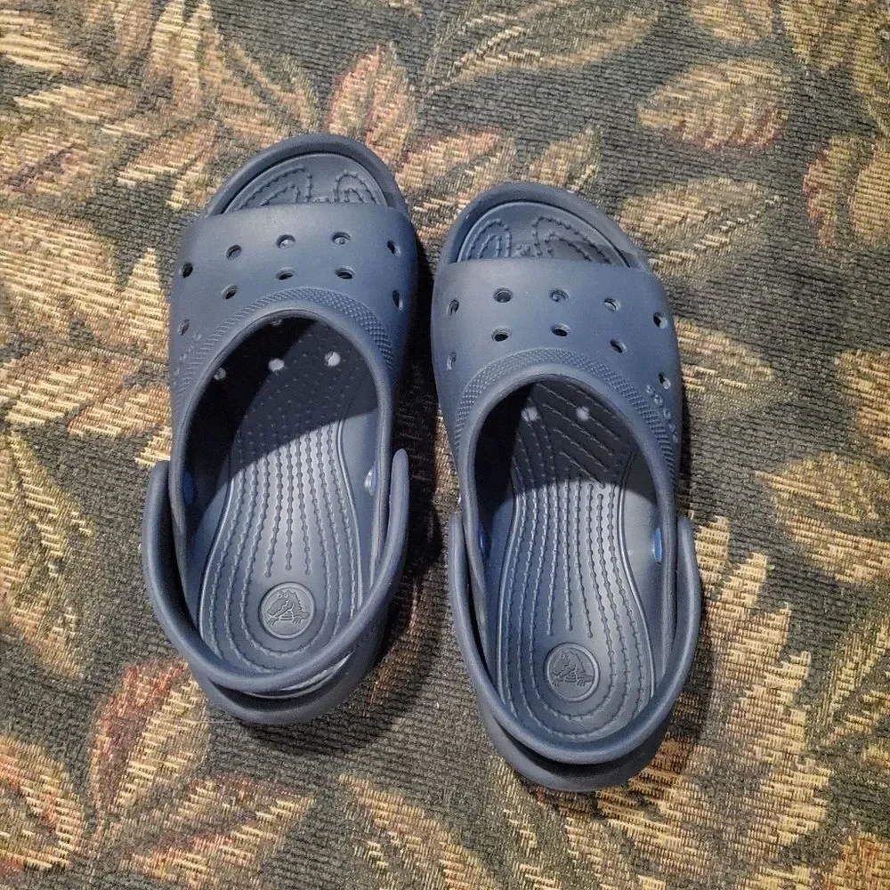 Kids two-toned blue sandals